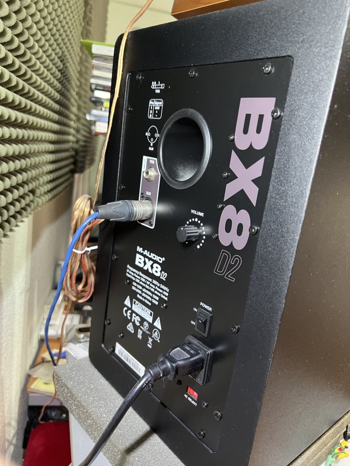 Monitores M-Audio BX8 D2