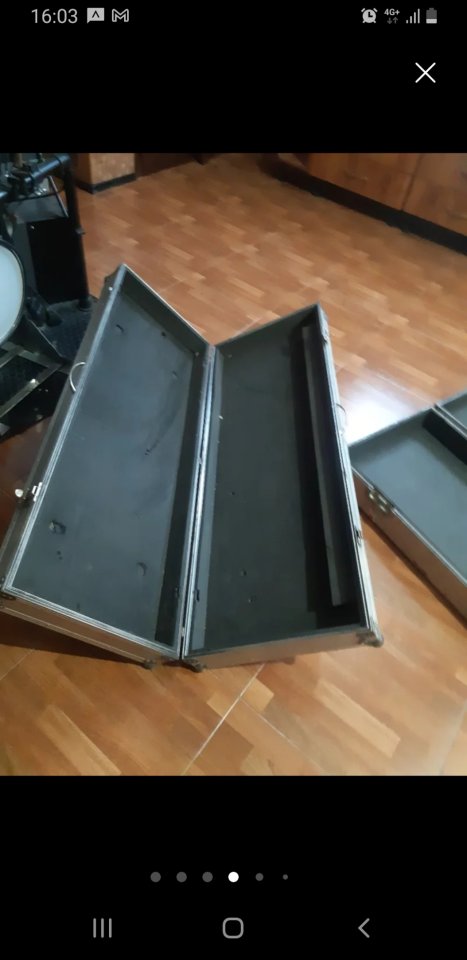 Flightcase . Flycase 76 y 61 teclas