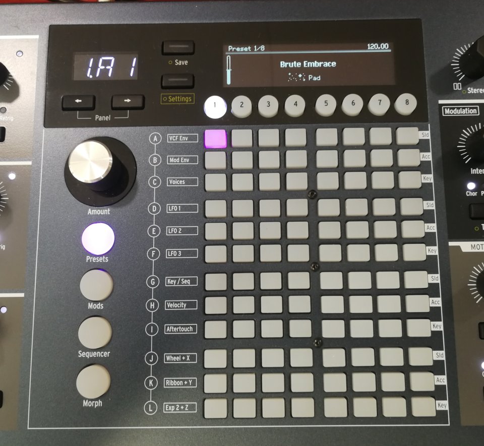 Arturia PolyBrute de segunda mano · Foto 8 de 10 · Girona · 1390 €