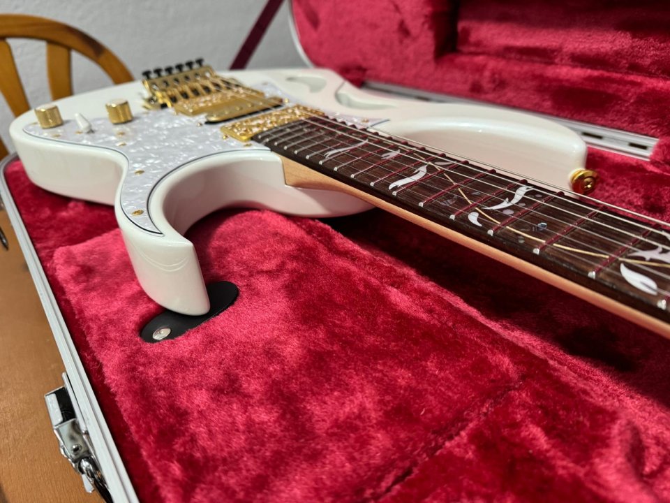 Ibanez PIA 3761-SLW Steve Vai - Solo Venta, NO Cambios de segunda mano · Foto 9 de 10 · Madrid · 2500 €