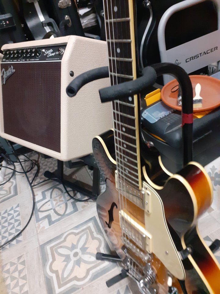 Epiphone ES 339 vintage sunburst con bigsby y estuche