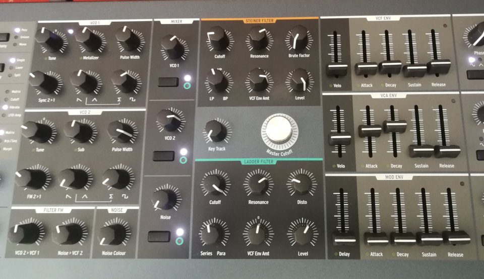 Arturia PolyBrute de segunda mano · Foto 9 de 10 · Girona · 1390 €
