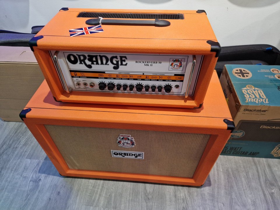Orange Rockerverb MKII y PPC212 made in UK de segunda mano · Foto 5 de 6 · Navarra · 1599 €