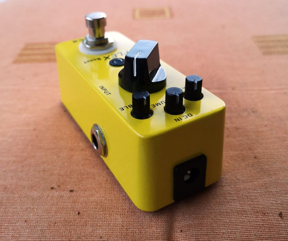 Pedal boost-overdrive Mooer Flex Boost de segunda mano · Foto 2 de 3 · Madrid · 35 €