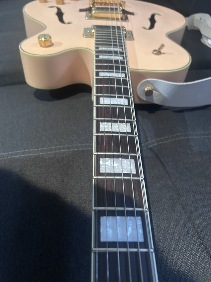 Gretsch Tim Armstrong Signature G5191 man salmon de segunda mano · Foto 1 de 10 · Valencia · 900 €