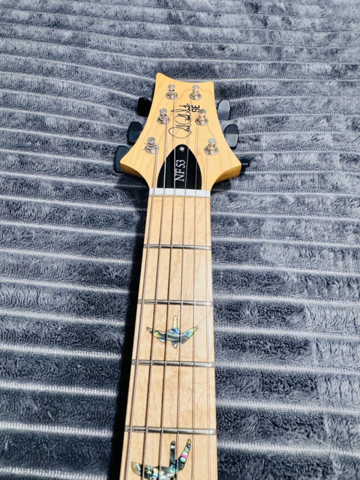 PRS SE NF 53 Black Doghair de segunda mano · Foto 6 de 10 · SC Tenerife · 700 €