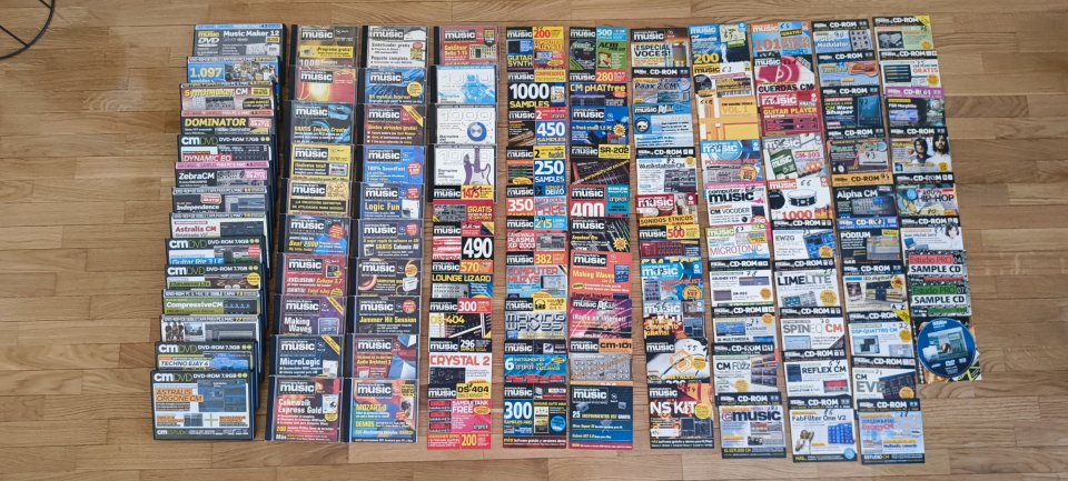 Coleccion Computer Music DVD CD-ROM 118 unidades de segunda mano · Foto 1 de 10 · Madrid · 120 €