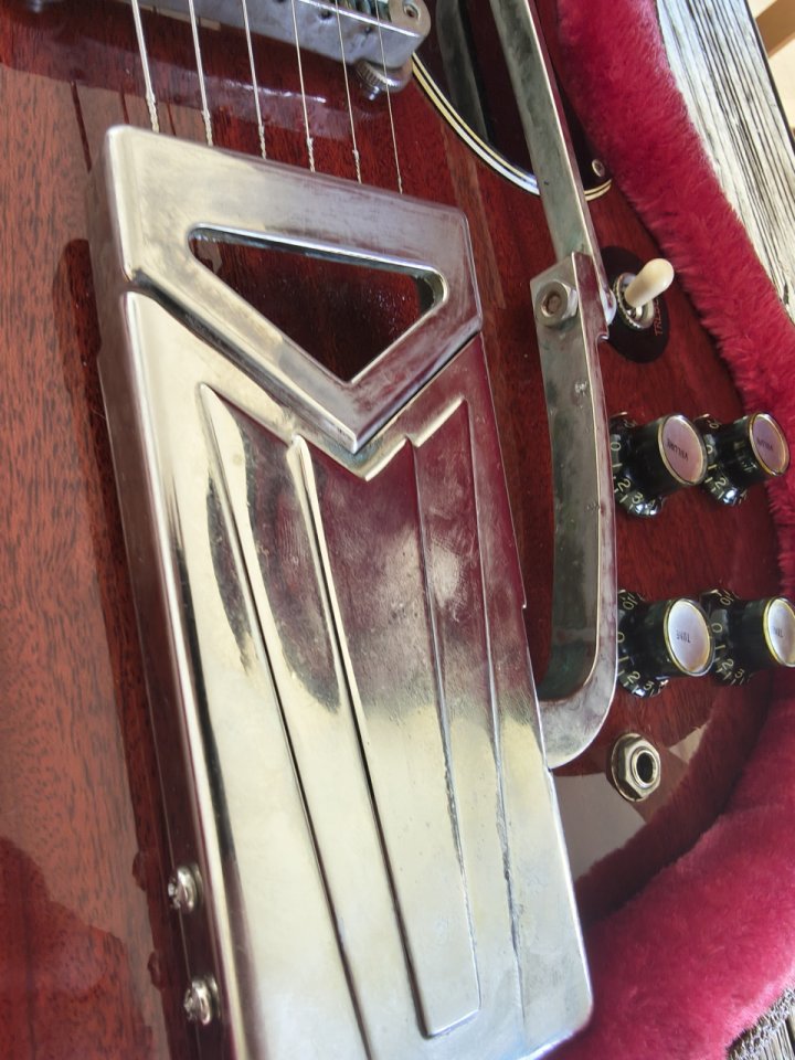 2023 Gibson SG Standard '61 Sideways Vibrola AGED! de segunda mano · Foto 4 de 7 · Gipuzkoa · 2000 €