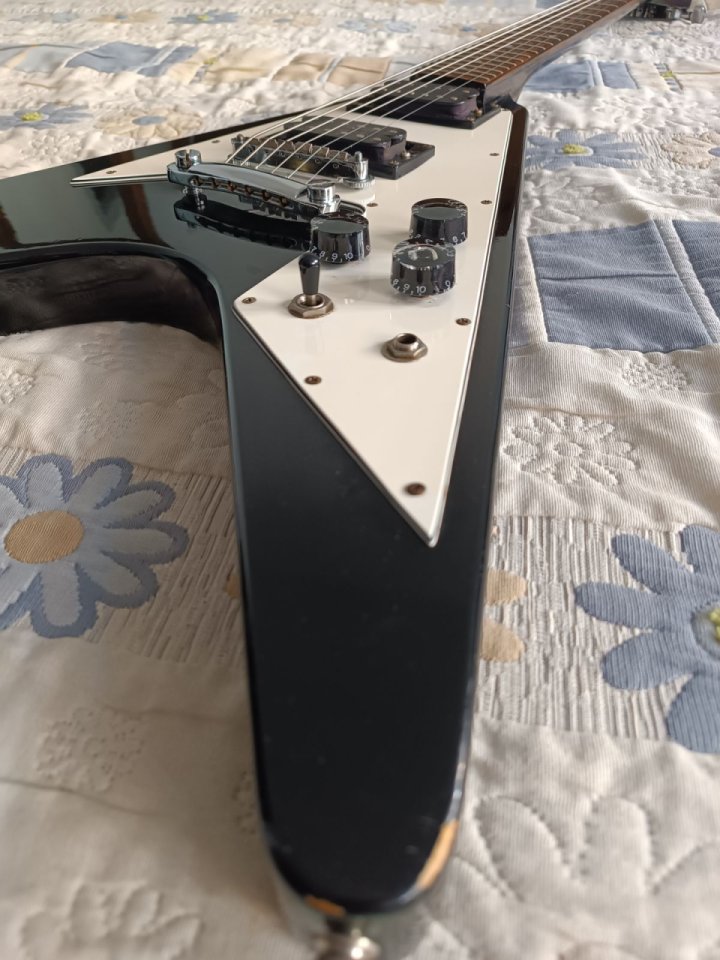 ESP Flying V 1979 de segunda mano · Foto 3 de 10 · Lugo · 1500 €