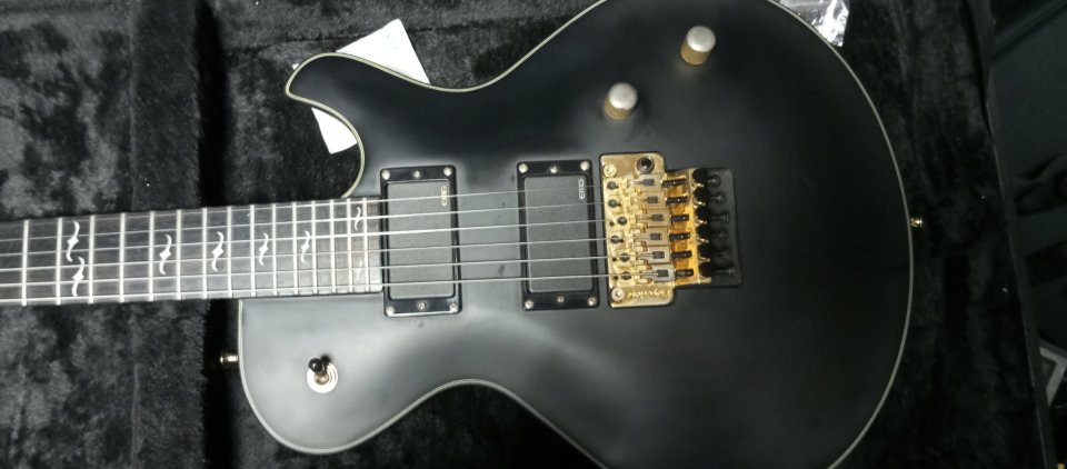 Dean deceiver satín black