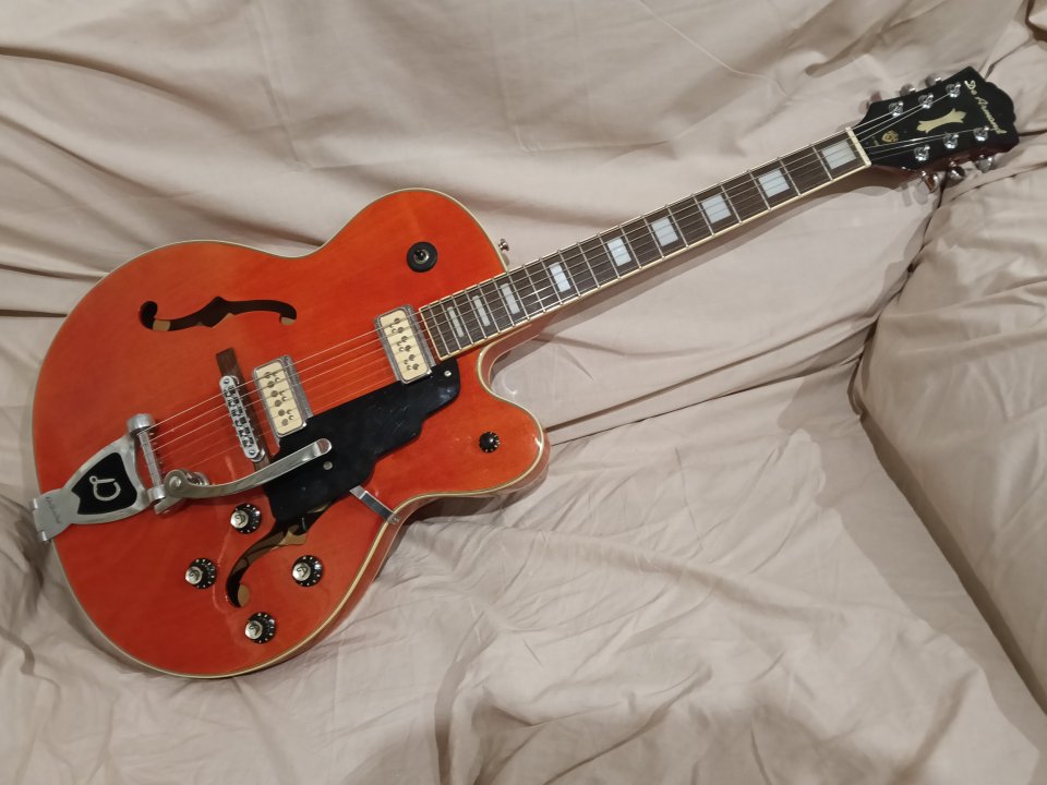 Dearmond Guild T-400