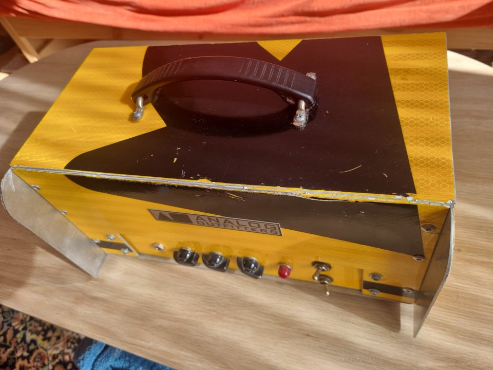 Analog Outfitters Road Amp de segunda mano · Foto 3 de 3 · Barcelona · 1100 €