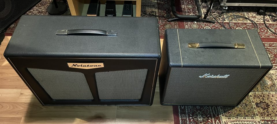 Nolatone 2x12 Greenbacks + Marshall SV 1x12 VType de segunda mano · Foto 3 de 7 · Sevilla · 400 €