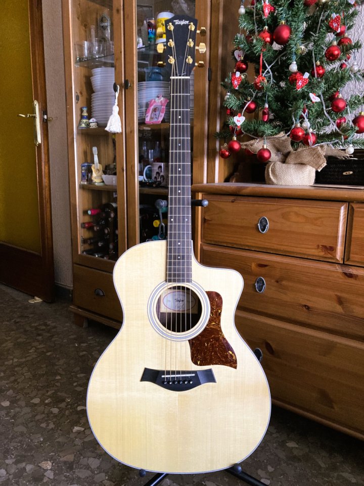 Guitarra electroacústica Taylor 214ce Rosewood