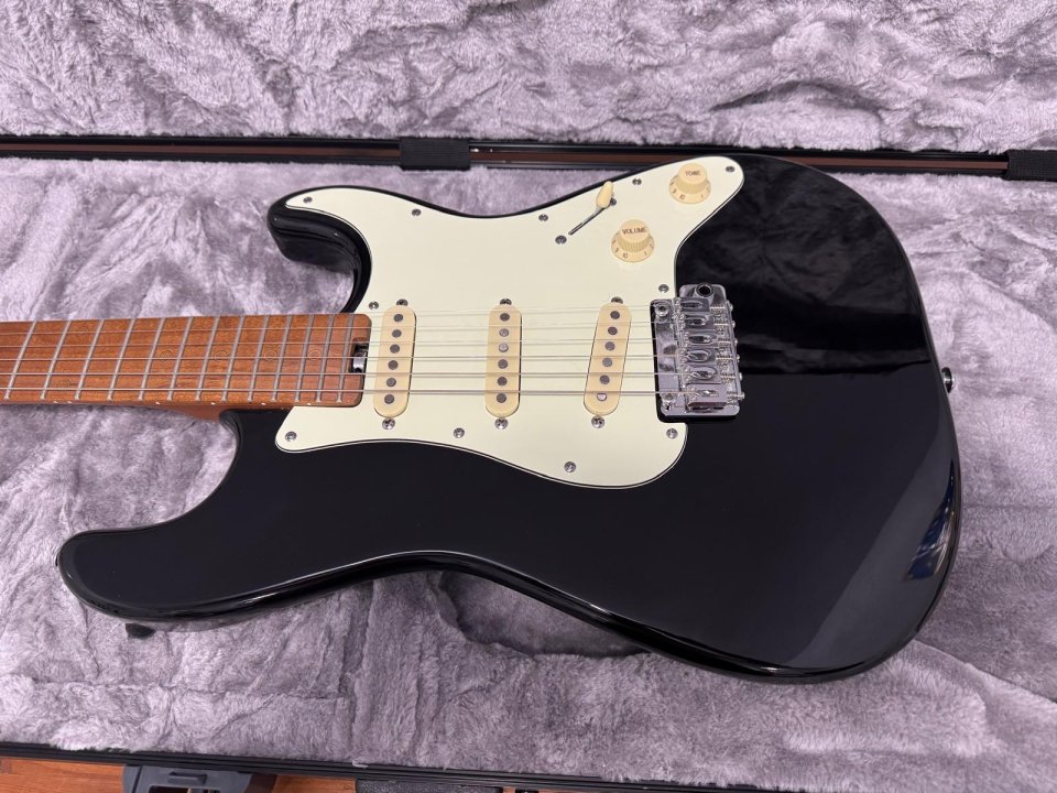 Schecter Nick Johnston Atomic Ink - A ESTRENAR - Solo Venta, NO Cambios de segunda mano · Foto 2 de 10 · Madrid · 500 €