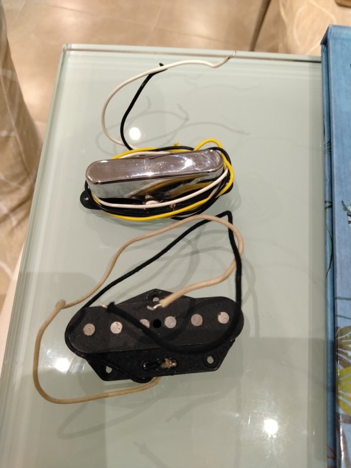 Set Fender telecaster custom ( custom shop vintage style Bridge (Broadcaster) and custom shop twisted neck de segunda mano · Foto 1 de 2 · Murcia · 150 €