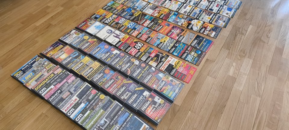 Coleccion Computer Music DVD CD-ROM 118 unidades de segunda mano · Foto 9 de 10 · Madrid · 120 €
