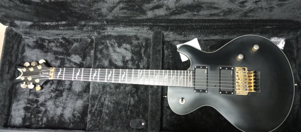 Dean deceiver satín black