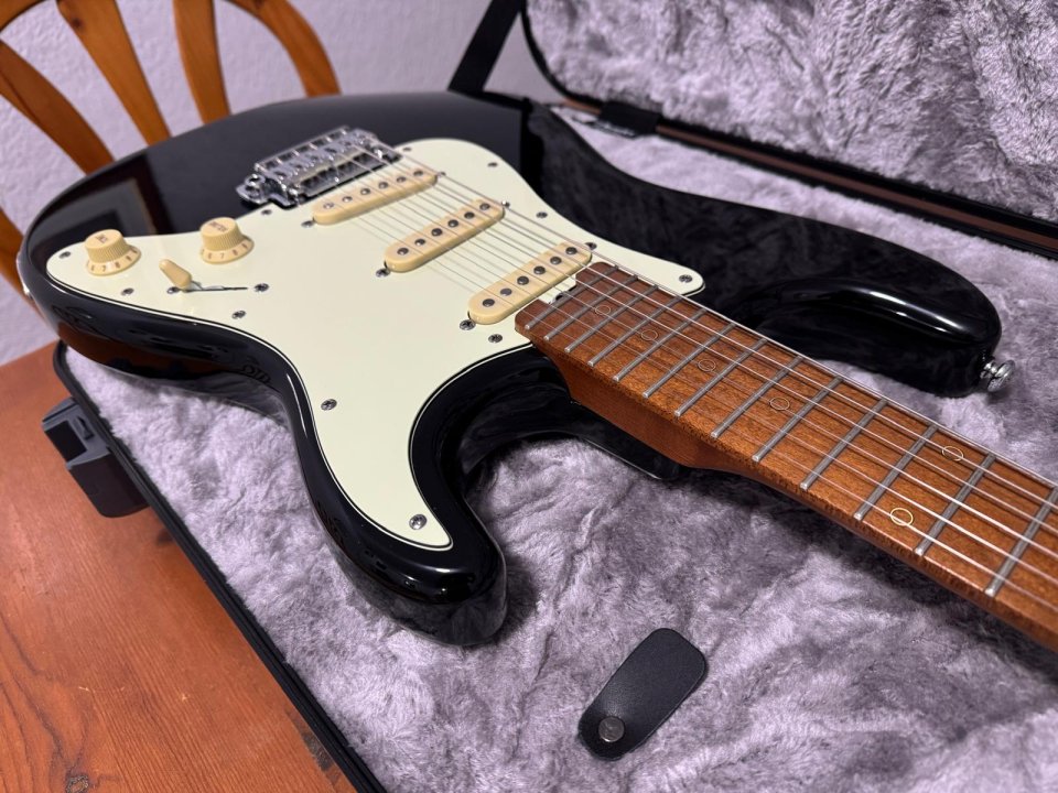 Schecter Nick Johnston Atomic Ink - A ESTRENAR - Solo Venta, NO Cambios de segunda mano · Foto 5 de 10 · Madrid · 500 €