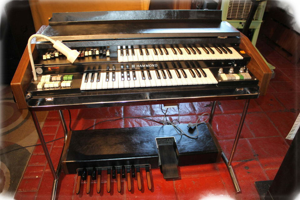 Organo Hammond X5 MKII