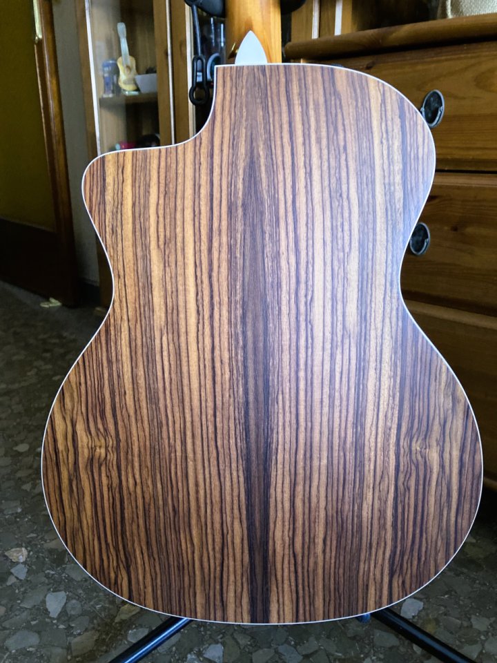 Guitarra electroacústica Taylor 214ce Rosewood