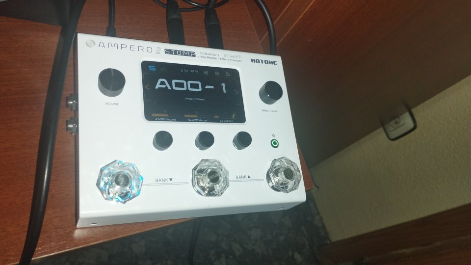 Hotone Ampero II Stomp Amp Modeler