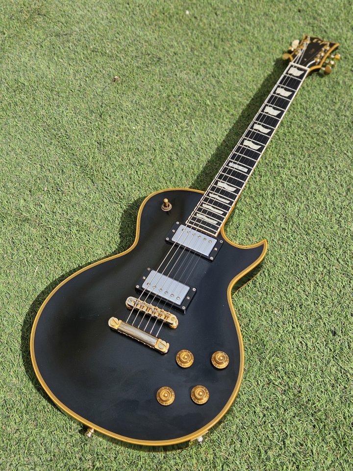 Cambio/vendo  Esp eclipse full thickness vintage black