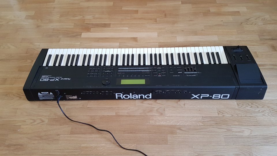 Roland XP-80 de segunda mano · Foto 2 de 10 · Madrid · 310 €