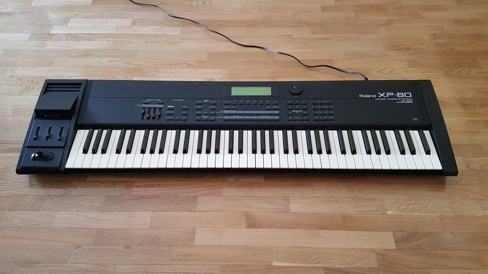 Roland XP-80 de segunda mano · Foto 3 de 10 · Madrid · 310 €