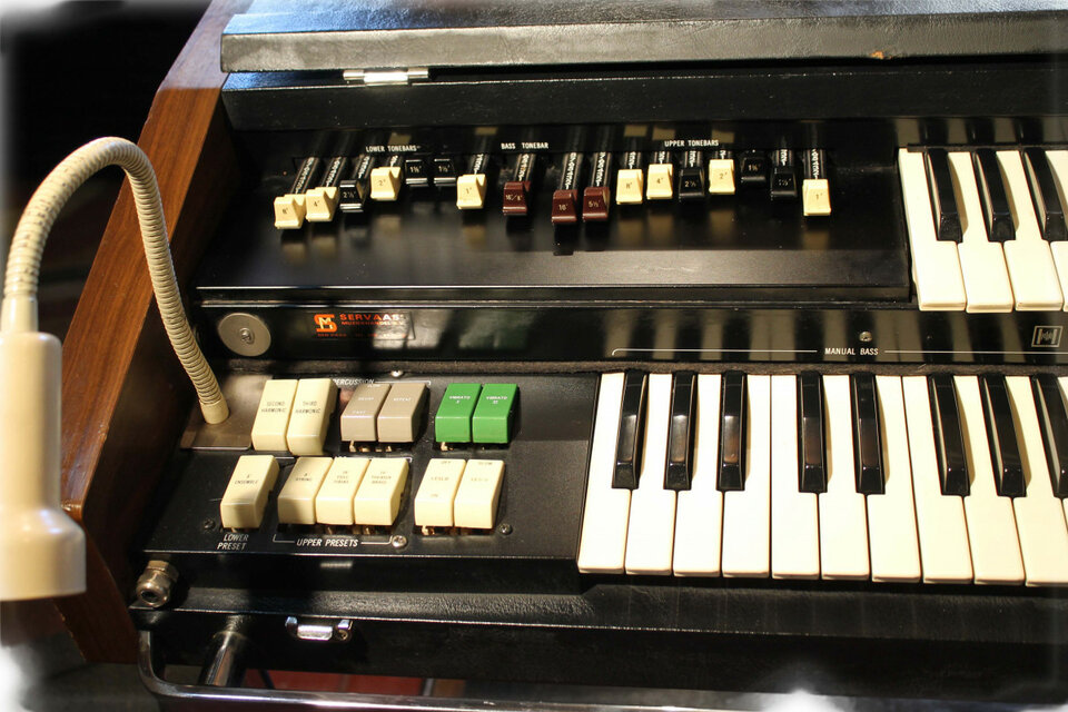 Organo Hammond X5 MKII