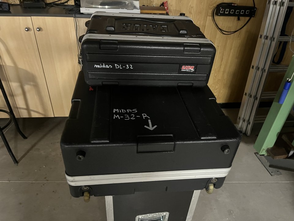 Midas M32 R y Midas DL 32 de segunda mano · Foto 7 de 8 · Murcia · 2200 €