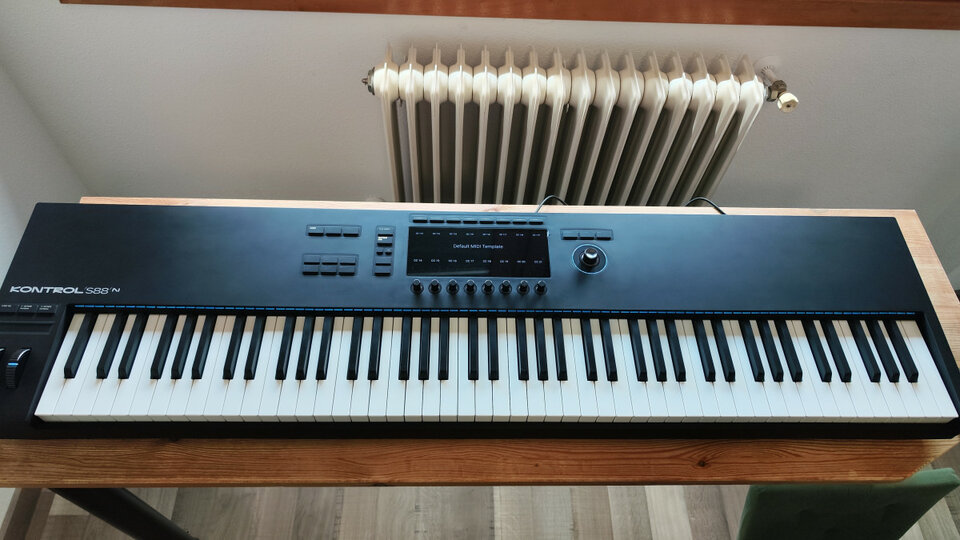 Native Instruments Komplete Kontrol S88 MK3
