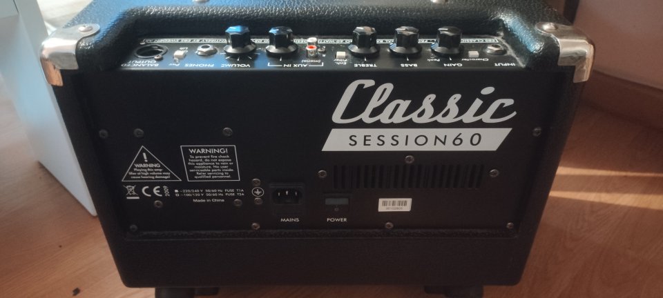 Amplificador de Bajo EBS Classic 60 sesions