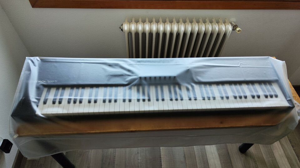 Native Instruments Komplete Kontrol S88 MK3 de segunda mano · Foto 3 de 10 · Navarra · 800 €