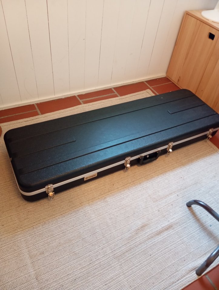 Fender American Performer Jazz Bass de segunda mano · Foto 10 de 10 · Barcelona · 1100 €