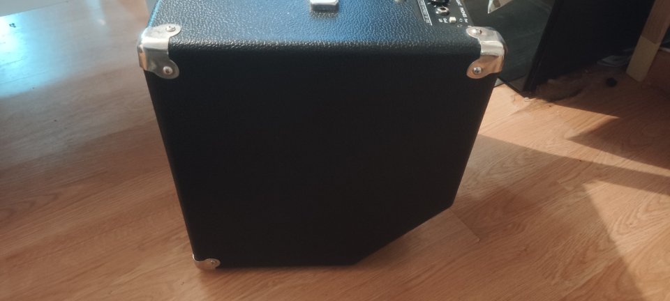 Amplificador de Bajo EBS Classic 60 sesions