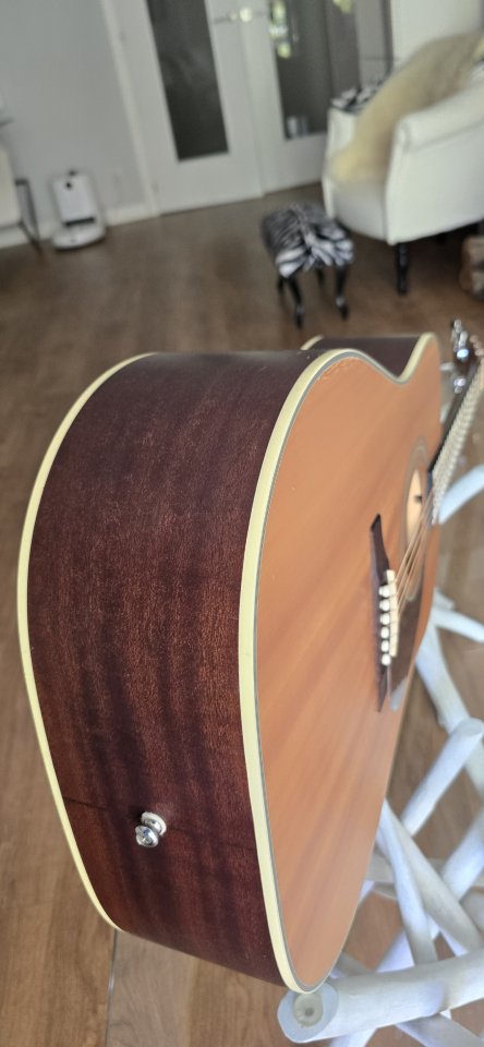 Guitarra Acústica Cort de segunda mano · Foto 8 de 10 · Madrid · 140 €