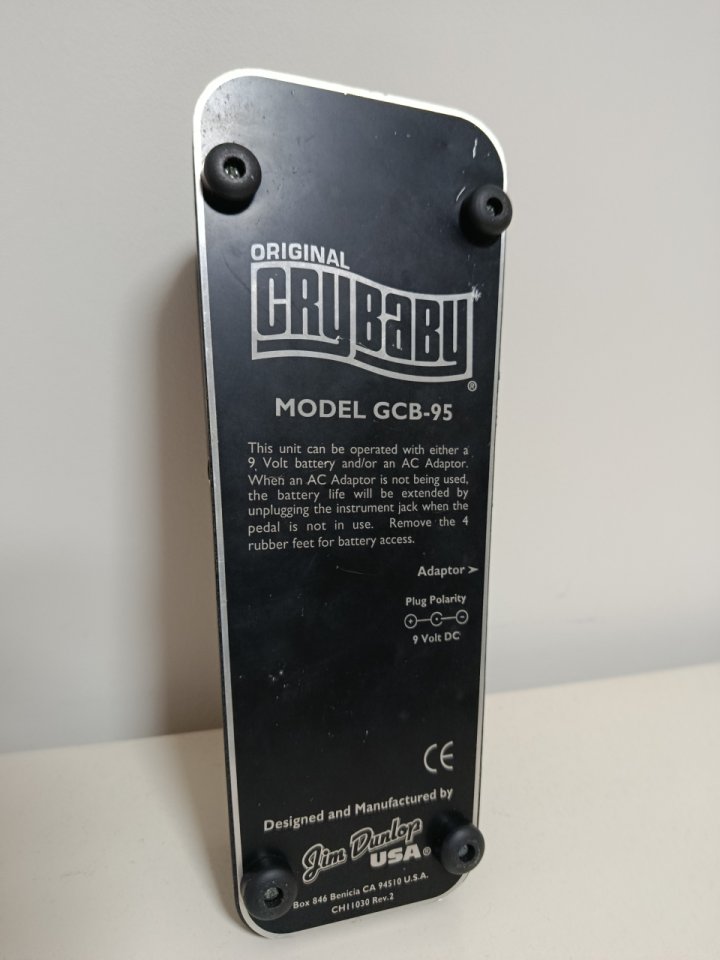 Pedal wah Dunlop Cry Baby Original de segunda mano · Foto 3 de 5 · Cantabria · 90 €