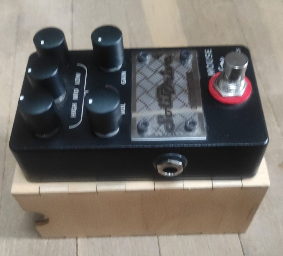 Distorsión Boutique Mouse Electronics Solid Drive (EQ 3 Bandas) de segunda mano · Foto 4 de 5 · Segovia · 55 €