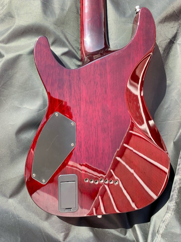 Schecter Hellraiser C-7 con 24v mod