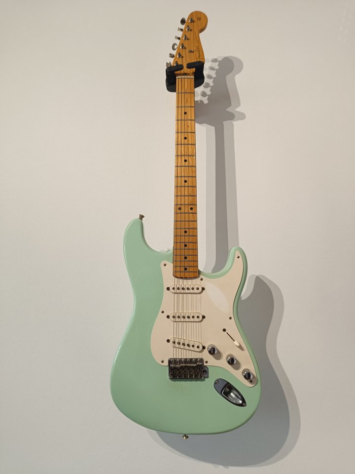 Fender Classic 50's Stratocaster 2003 MIM de segunda mano · Foto 1 de 10 · Lugo · 600 €