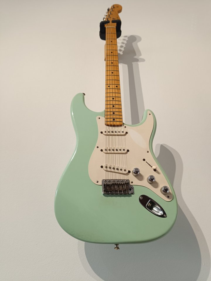 Fender Classic 50's Stratocaster 2003 MIM de segunda mano · Foto 2 de 10 · Lugo · 600 €
