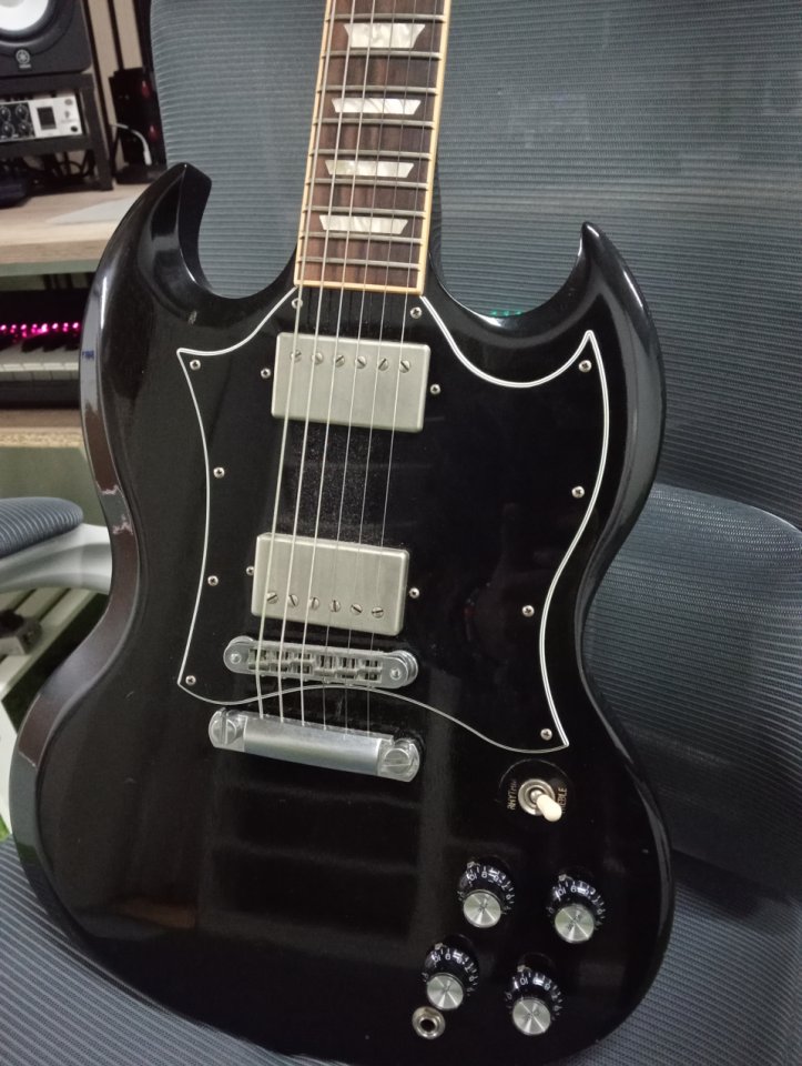 (Reservada) Gibson SG Ebony del 2010