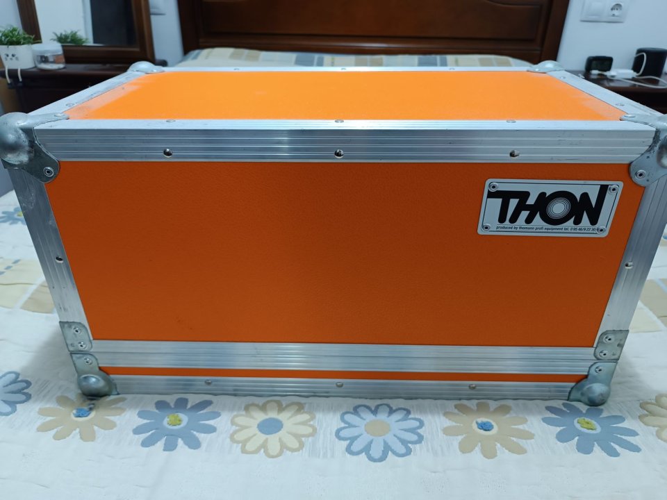 Orange Thunderverb 50H de segunda mano · Foto 10 de 10 · Lugo · 1300 €