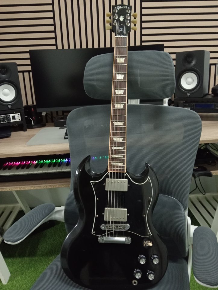 (Reservada) Gibson SG Ebony del 2010