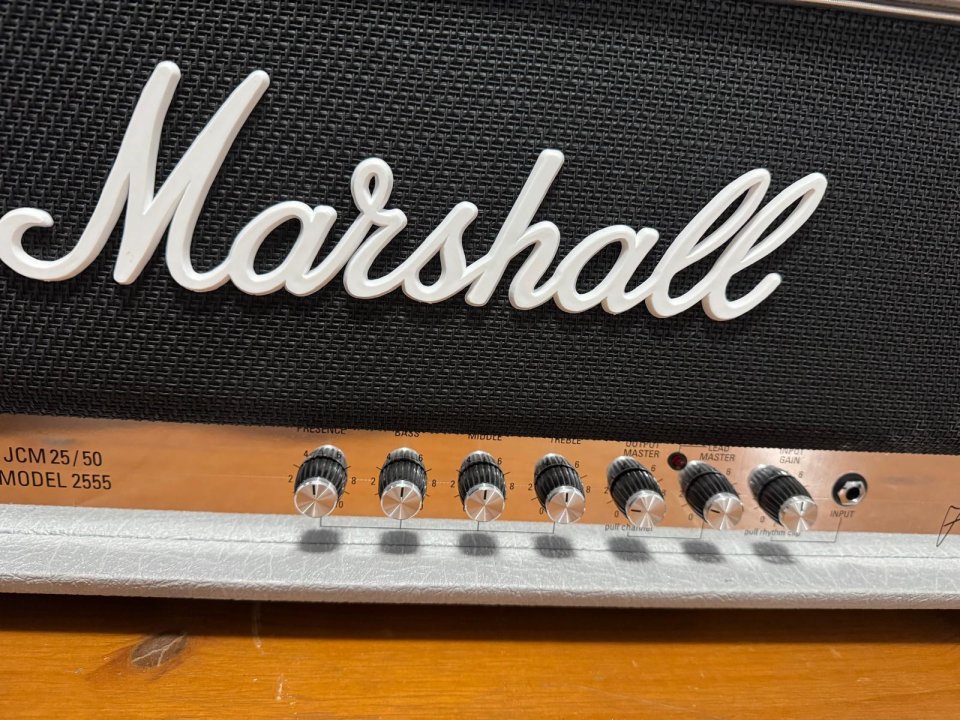 Marshall 2555x Silver Jubilee 100w UK - IMPECABLE - Solo Venta, NO Cambios de segunda mano · Foto 7 de 10 · Madrid · 900 €