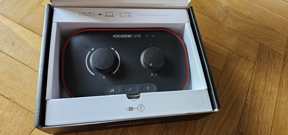 Focusrite Vocaster One de segunda mano · Foto 2 de 6 · Madrid · 30 €