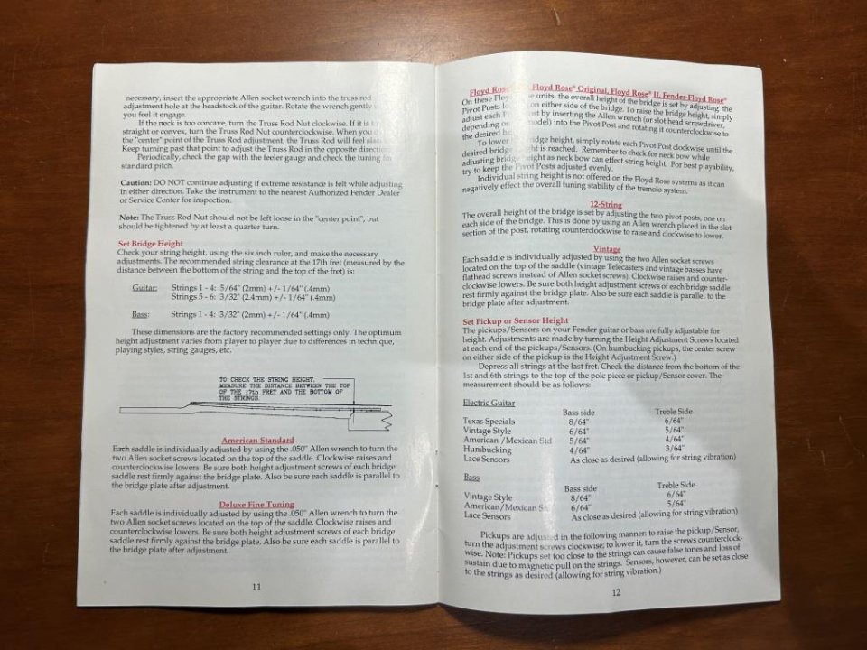 Manual Fender USA Guitarras y Bajos 1994