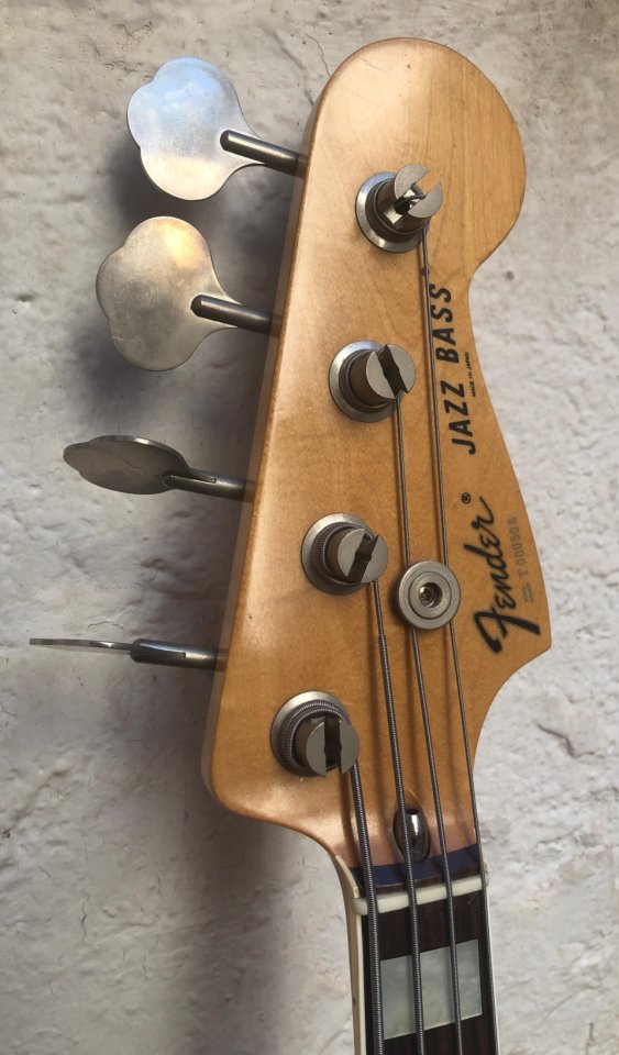 Bajo Fender Jazz Bass RI 75 Japan 1994 de segunda mano · Foto 6 de 9 · Madrid · 1350 €