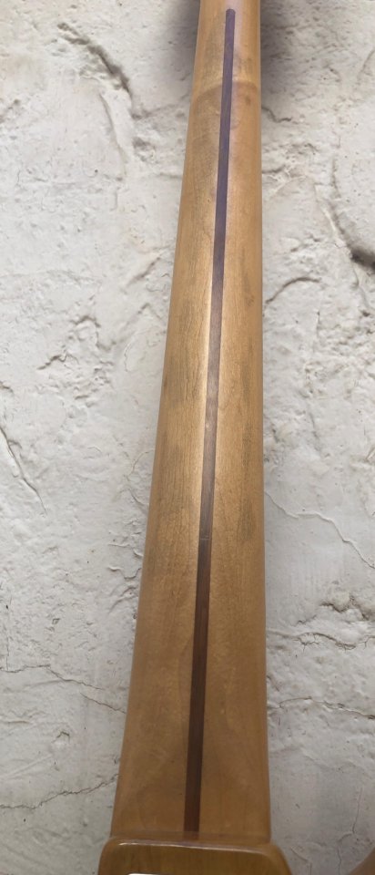 Bajo Fender Jazz Bass RI 75 Japan 1994 de segunda mano · Foto 8 de 9 · Madrid · 1350 €